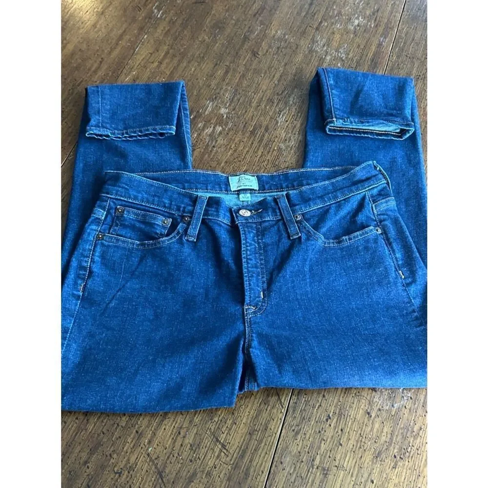 J. Crew 8” Toothpick Jeans Size 30 EUC